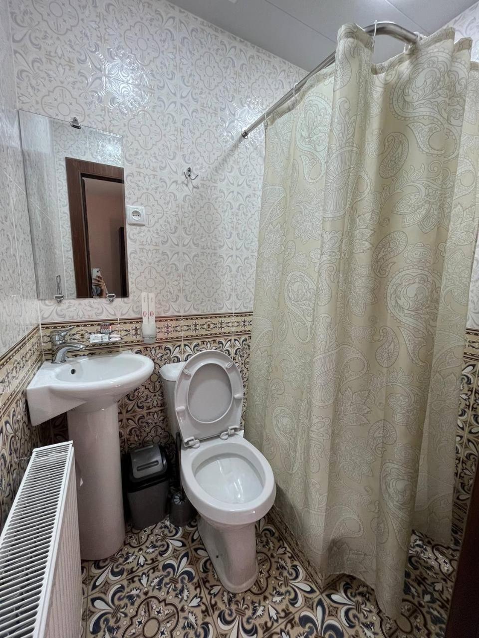 Old Safari Golden Location Guest House Bukhara Exterior photo